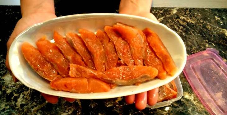 Рыбный день: горбуша соленая в домашних условиях — очень вкусная к любому столу