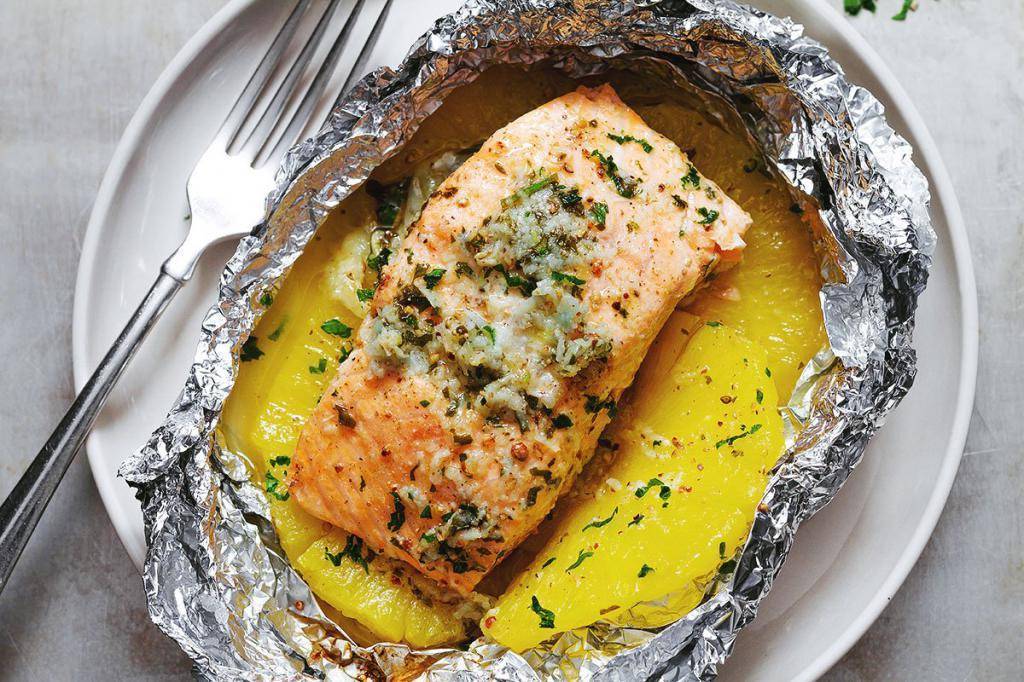 20 рецептов красной рыбы в духовке, которые оценит любая хозяйка