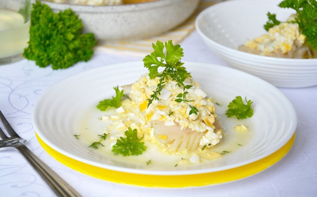Пошаговый рецепт рыбы по-польски с яйцом
