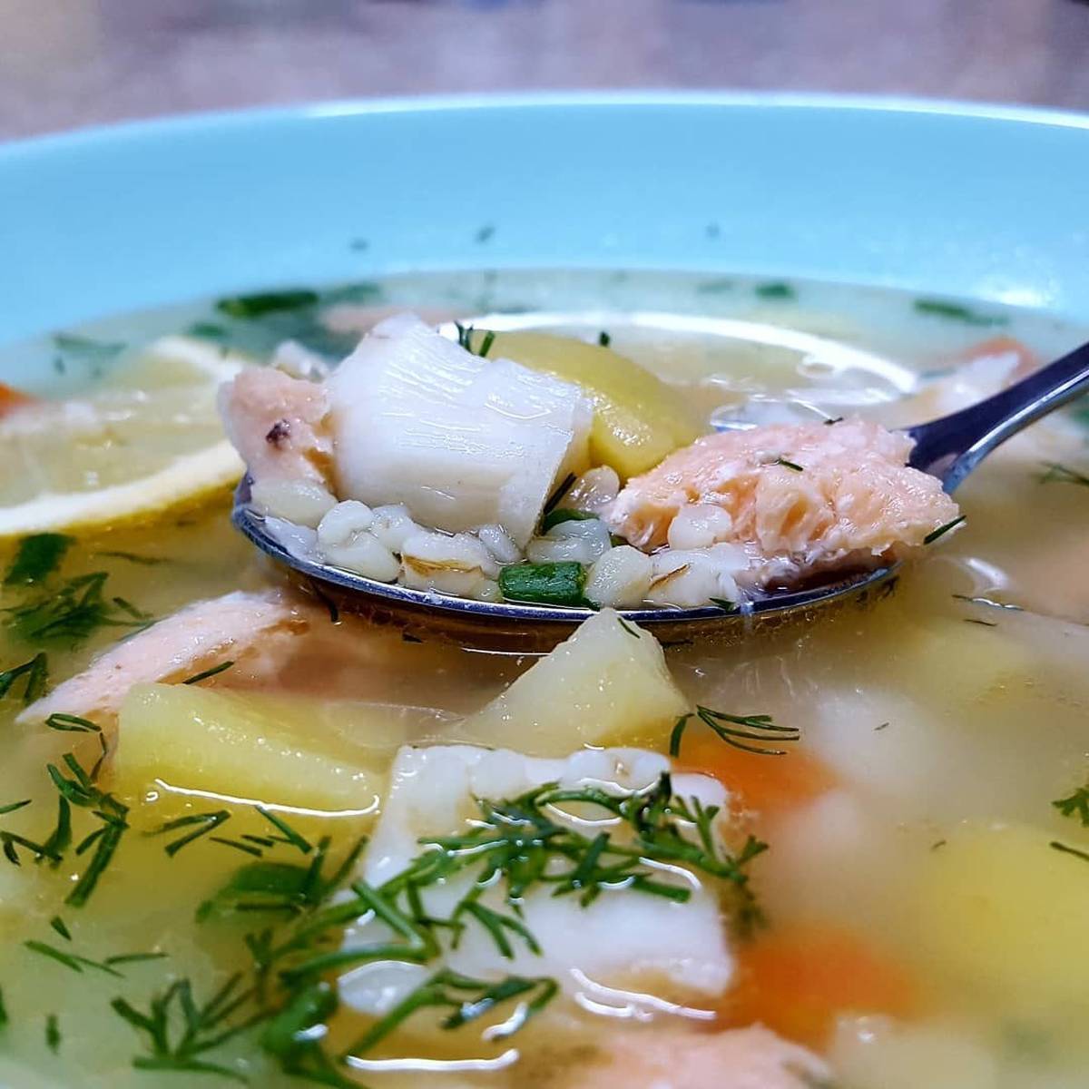 Суп из консервированной горбуши – рыбное блюдо на скорую руку