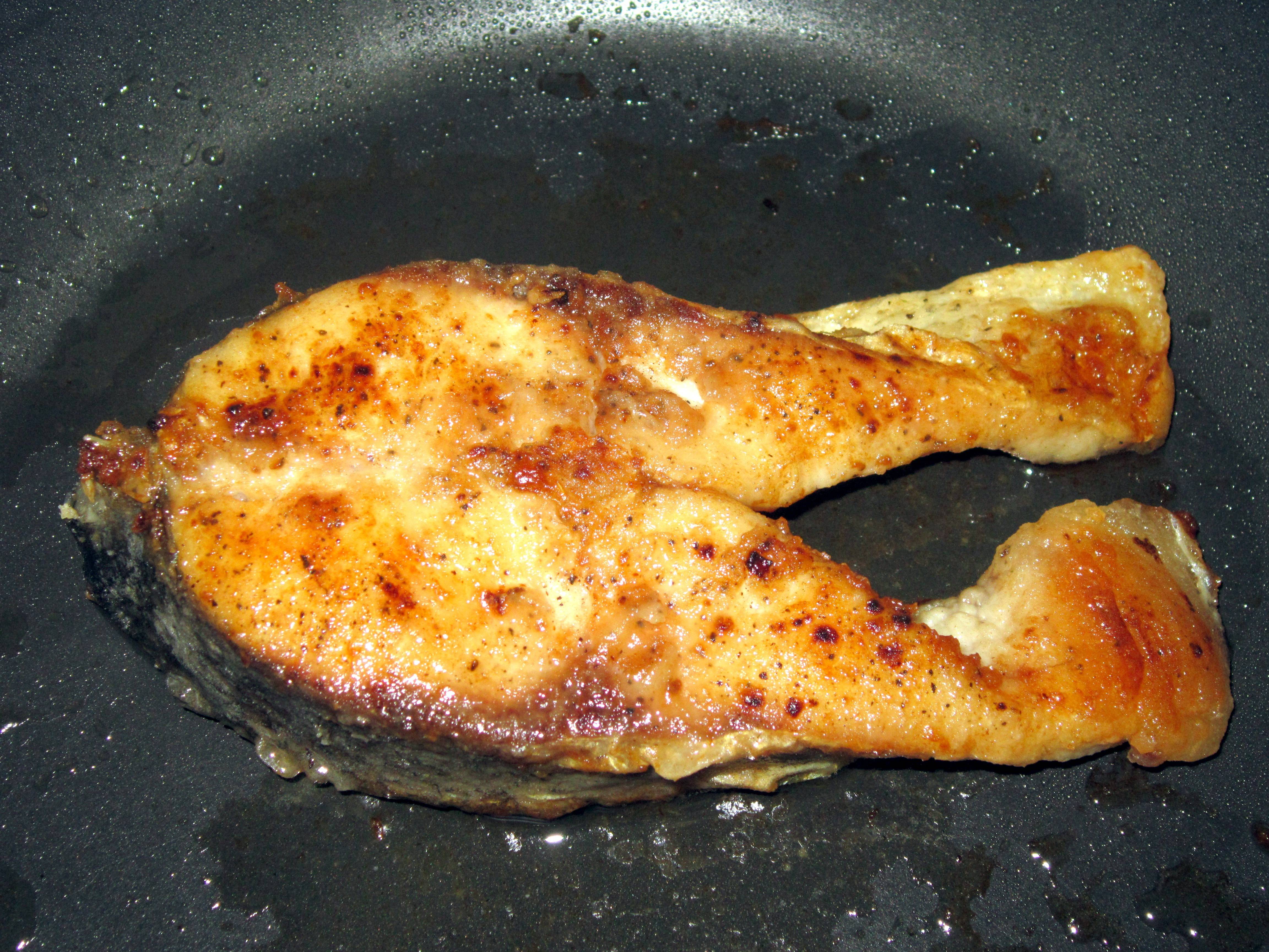 Сколько жарить рыбу на сковороде - женские секреты