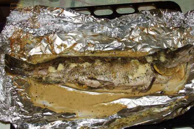 Щука в фольге в духовке: как приготовить, рецепты запеченной рыбы, сколько запекать