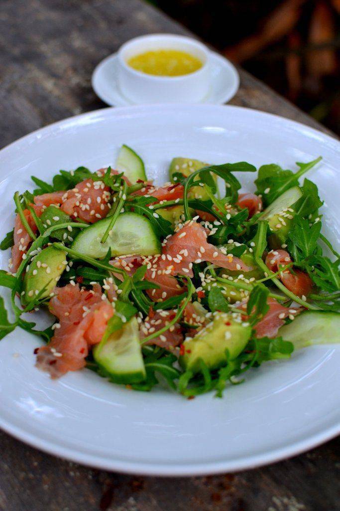 Салат с лососем - 17 рецептов приготовления пошагово - 1000.menu
