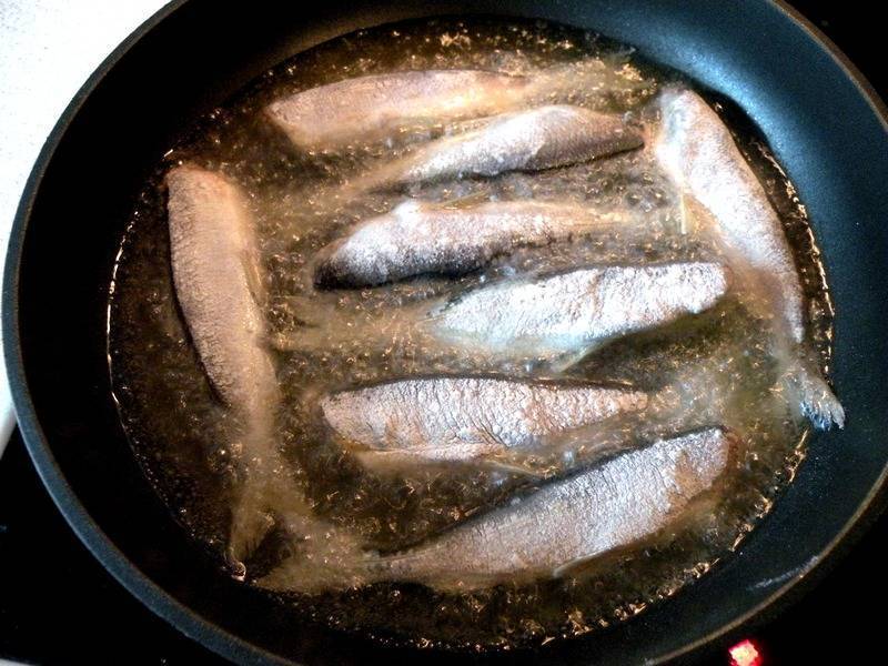 Ряпушка рецепты приготовления в сковороде. какие блюда можно приготовить из вкусной рыбы ряпушки? запечённая ряпушка по-сибирски