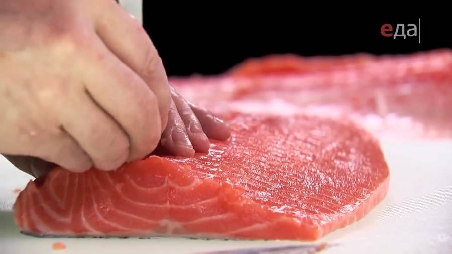 Как правильно разделывать лосося на филе видео