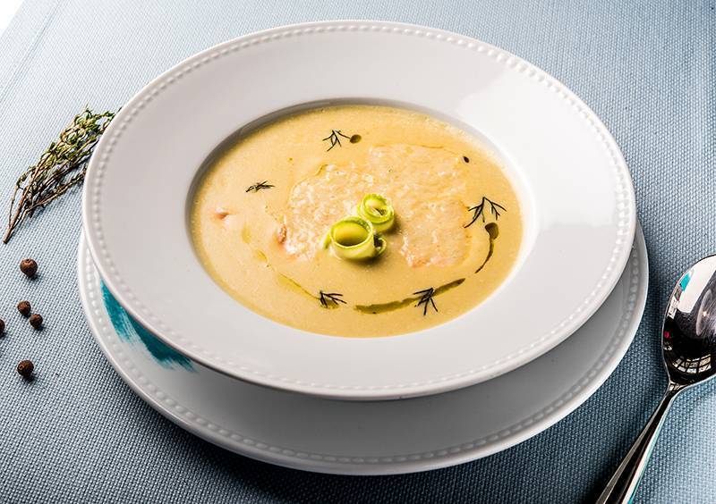 Финский суп с лососем и сливками: простой и вкусный рецепт
