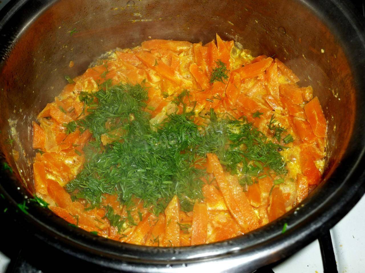 Рыба с морковью и луком - как вкусно готовить жареную или тушеную с картофелем, в томате или сметане