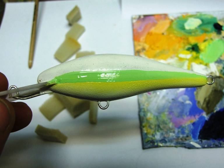 Покраска воблеров аэрографом: как и чем покрасить своими руками в домашних условиях