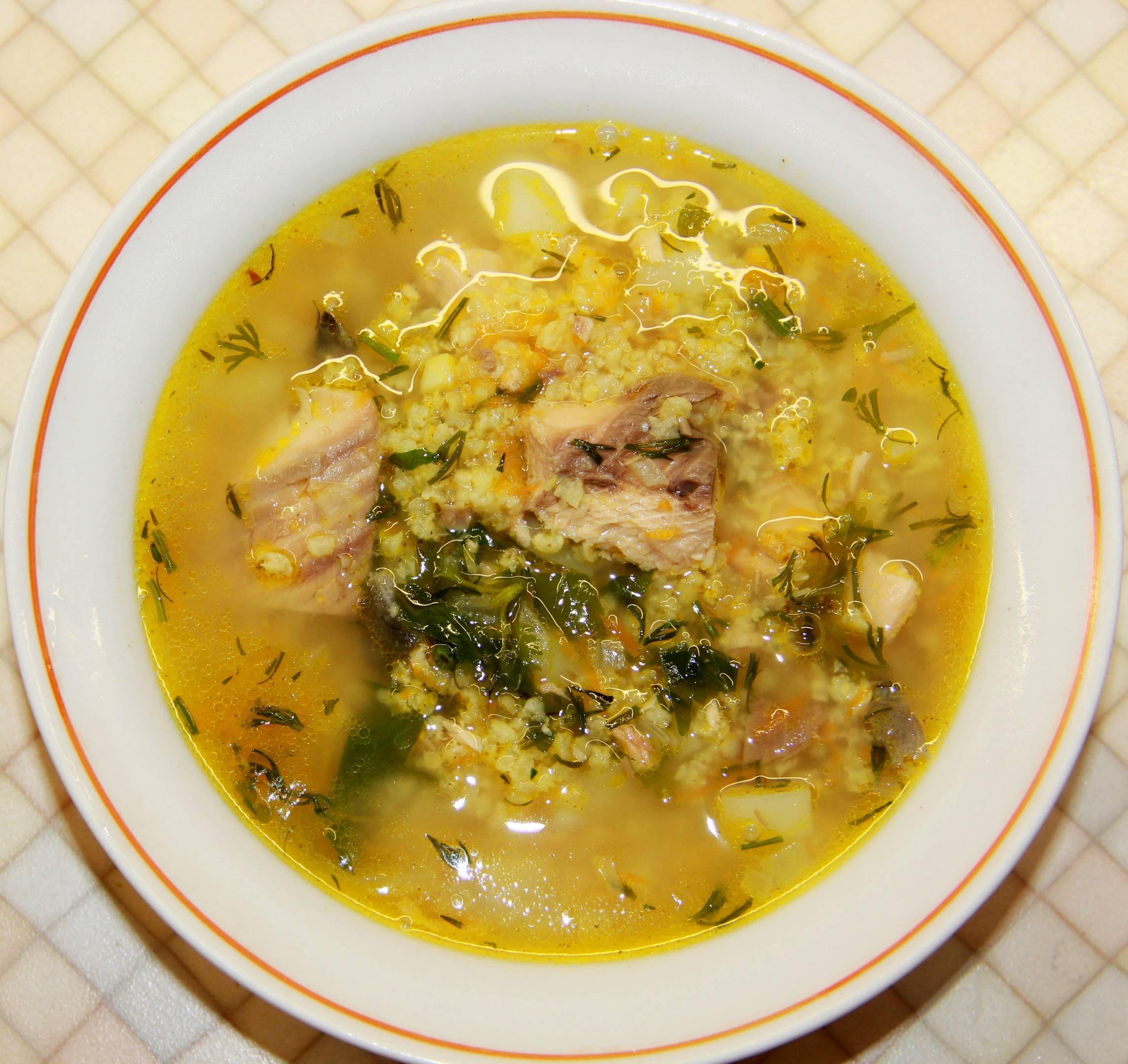 Суп из рыбных консервов сайры, горбуши и кильки: рецепты приготовления