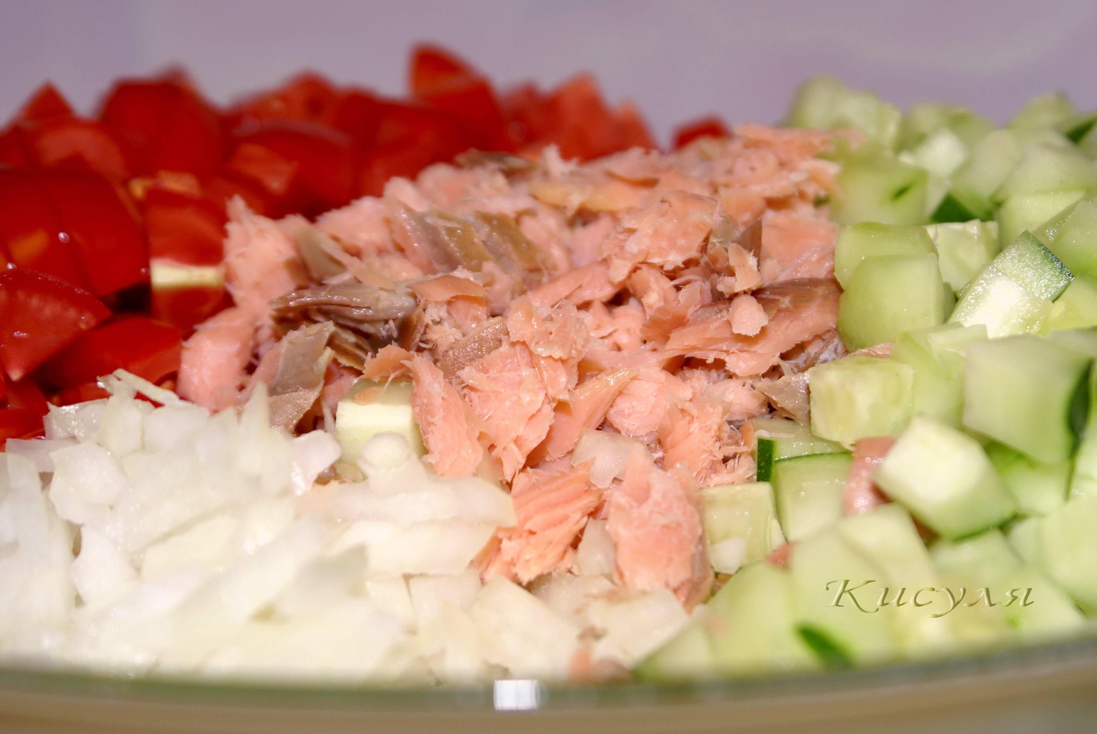 Салат из кеты холодного копчения рецепты с фото