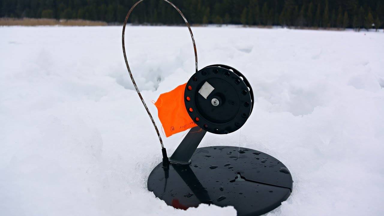 Флажки для зимней рыбалки: 120 фото и видео применения снастей и обзор необходимых навыков