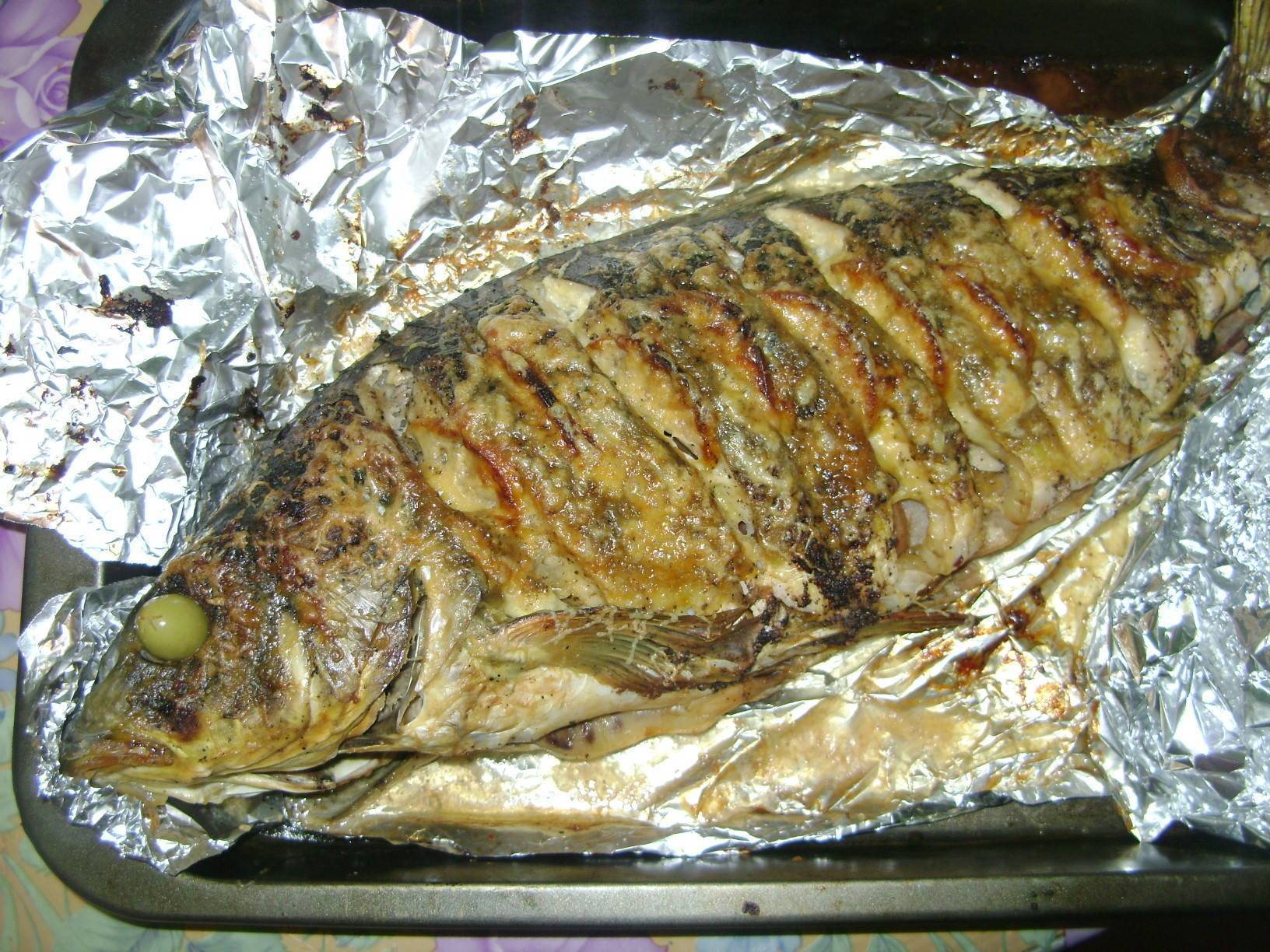 Рыба Карп в духовке в фольге