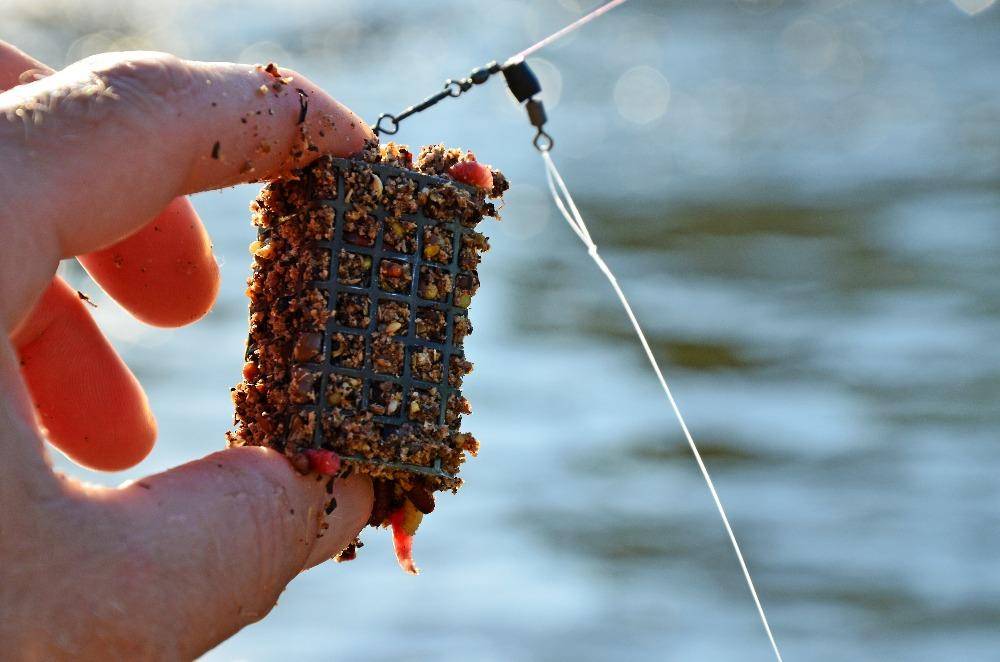 Что такое фидер для рыбалки и подробно об оснастке