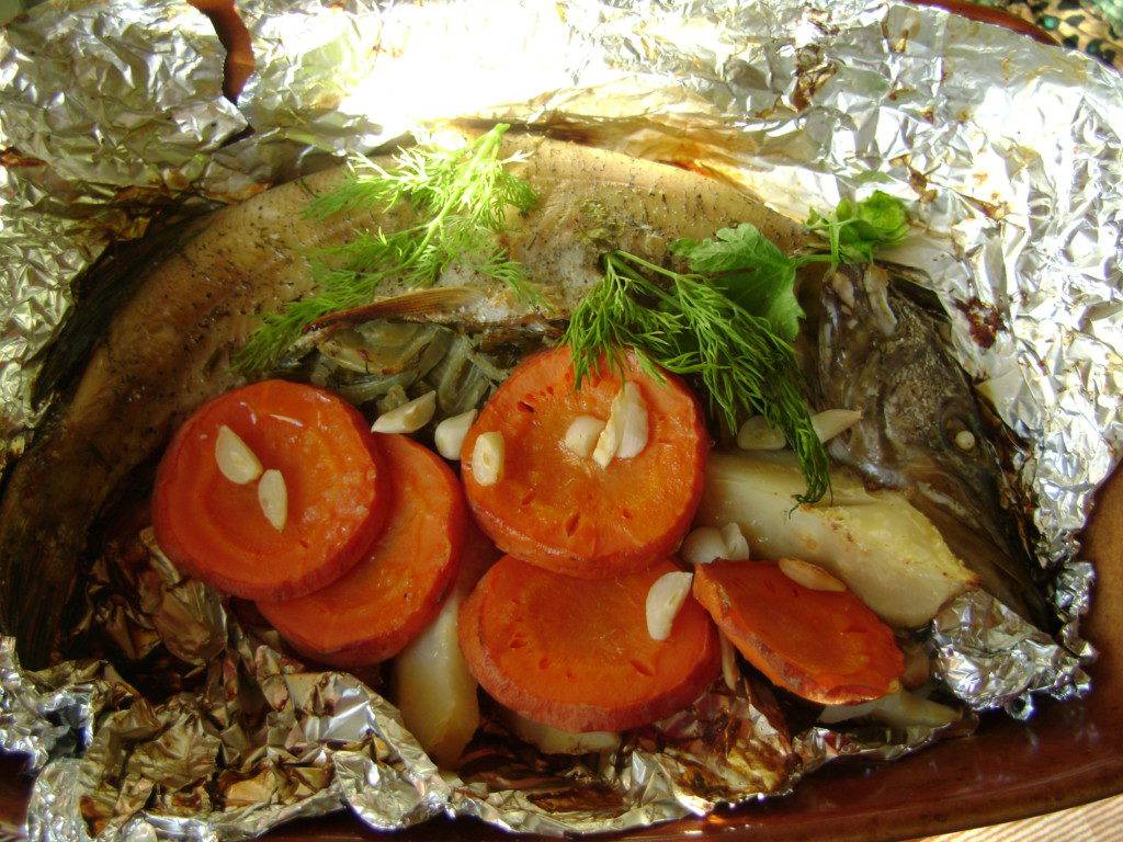 Щука в фольге в духовке – 6 рецептов, как вкусно запечь рыбу