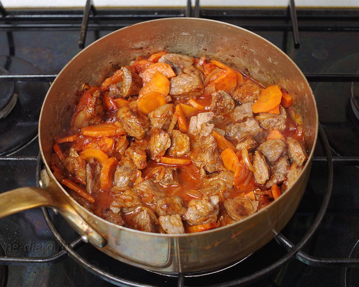 Щука тушеная (с морковью и луком): рецепты приготовления