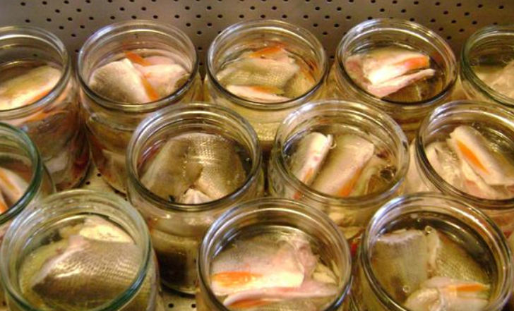 Консервы из рыбы в домашних условиях: 6 рецептов домашних рыбных консервов