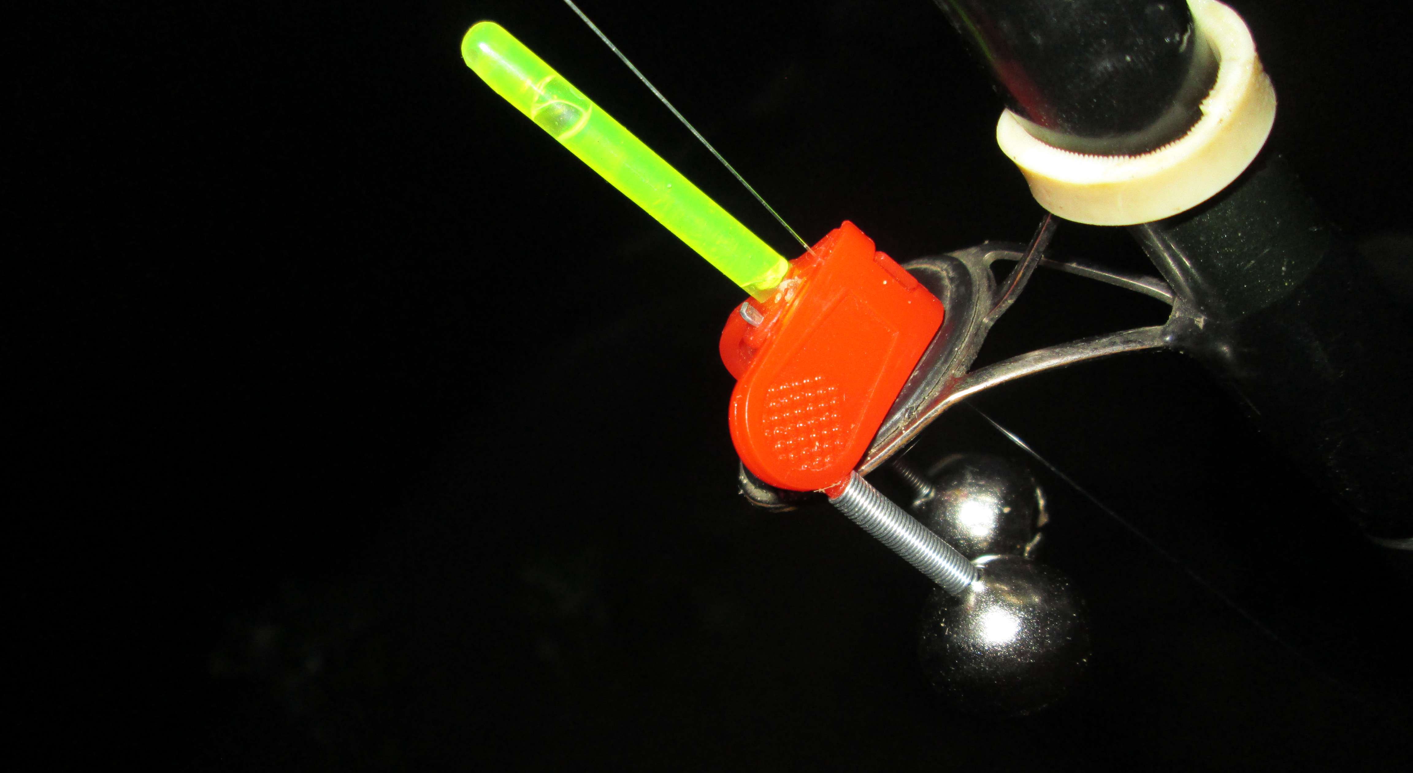 Светлячки для рыбалки - как сделать своими руками? способы крепления
