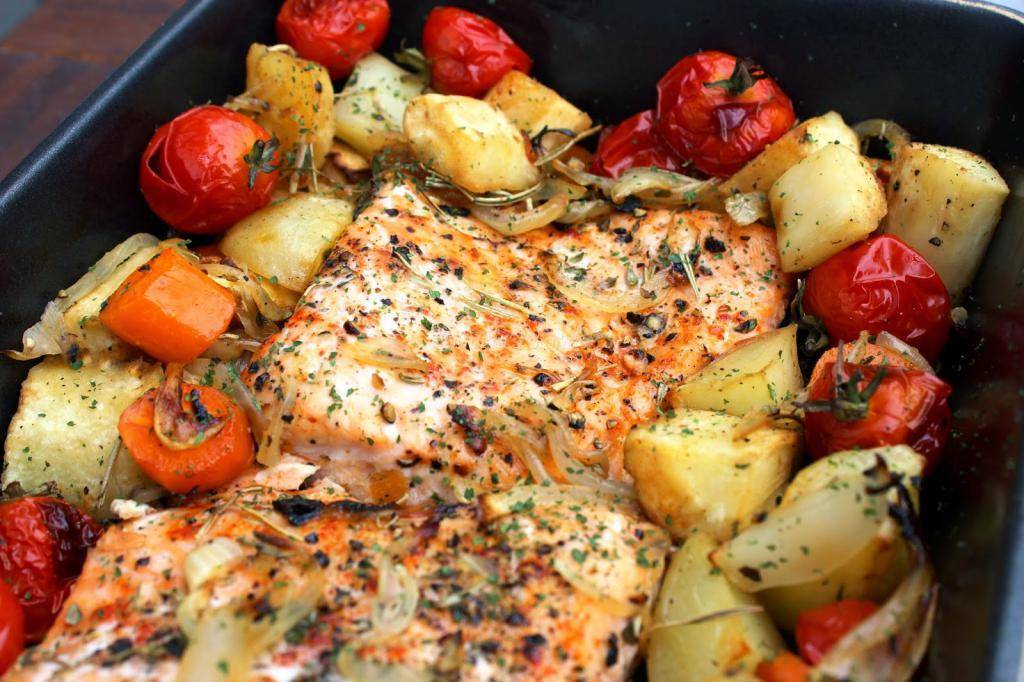 Рыба, запеченная в духовке – вкусные и полезные рецепты