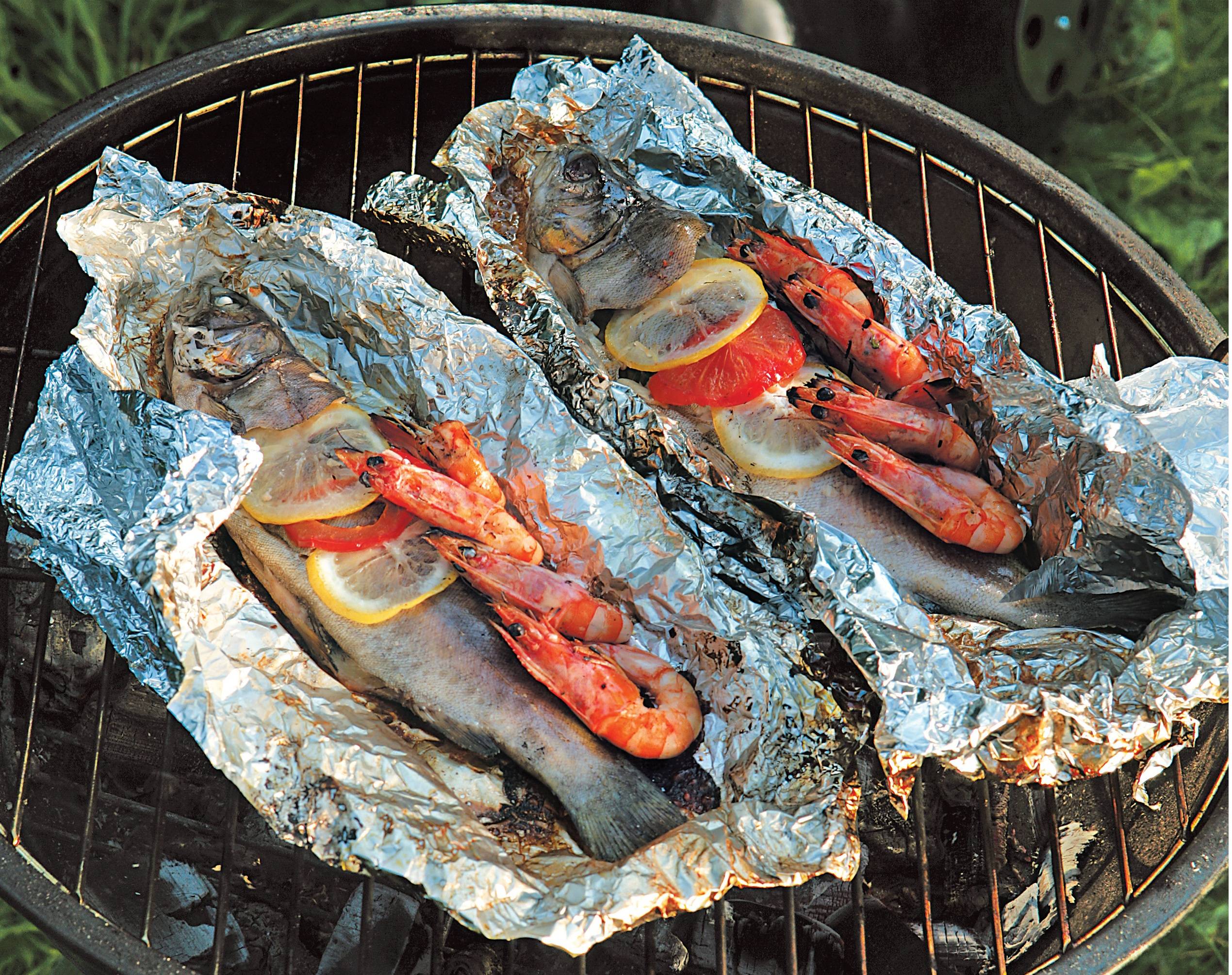 Как приготовить форель на мангале на решетке : проверенные рецепты вкусной рыбы, полезные рекомендации поваров.