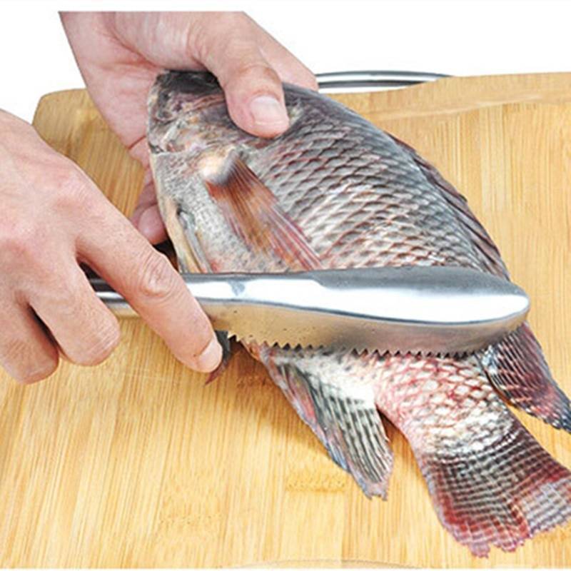 Как чистить рыбу, чтобы не летела чешуя