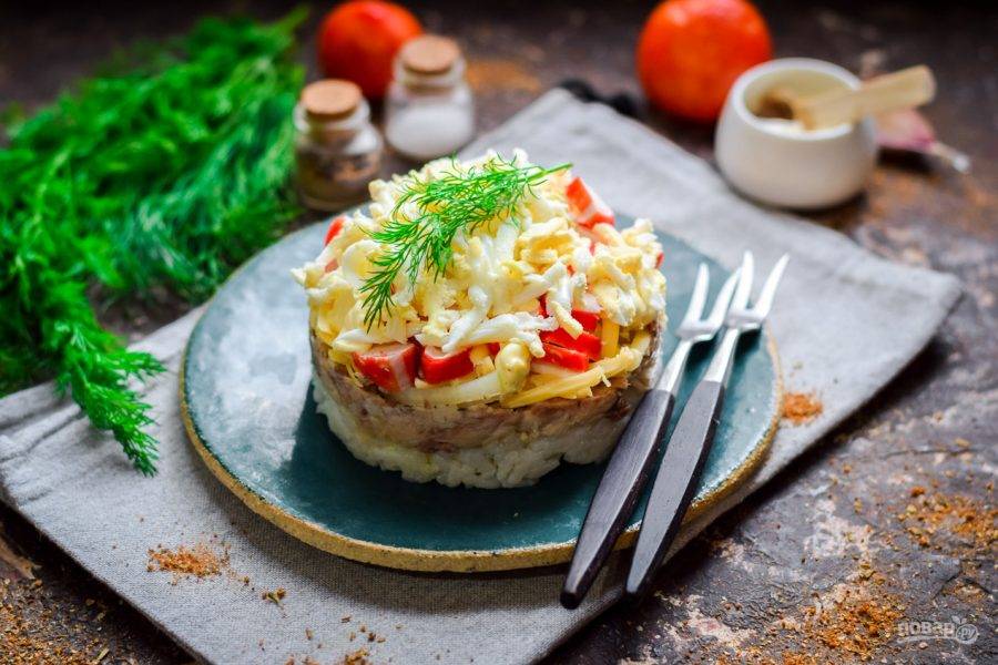 Рыбный салат с яйцом: 10 интересных рецептов