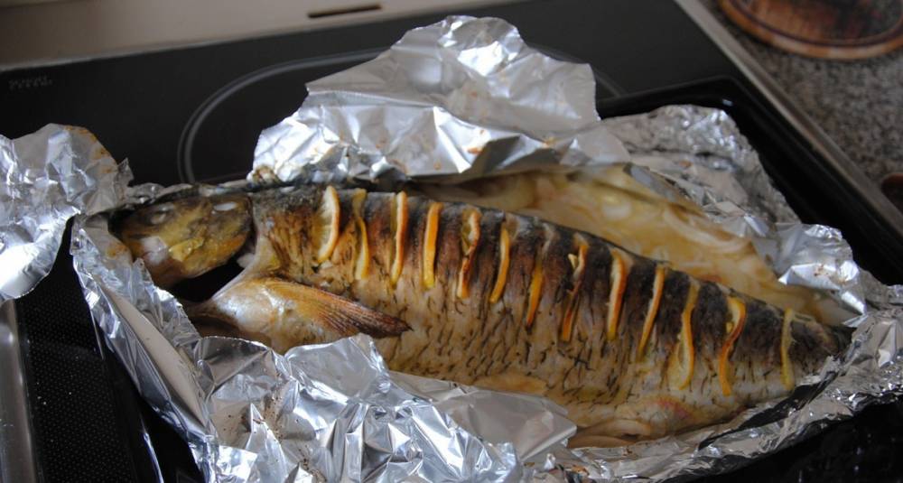 Как приготовить рыбу язь в духовке: рецепты целиком, с картошкой, в сметане, в соли