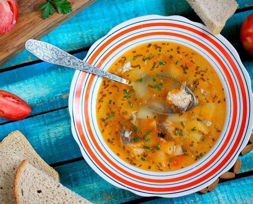 Суп с рыбными консервами: 3 рецепта с фото