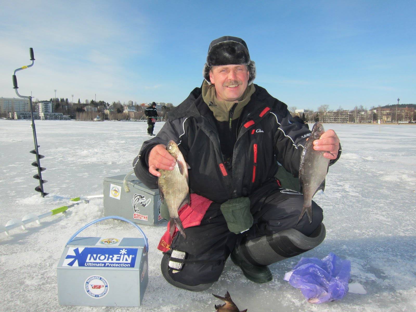 Ловля подлещика зимой: прикорм на зимней рыбалке, как ловить по первому льду, снасти на мормышку и поплавок