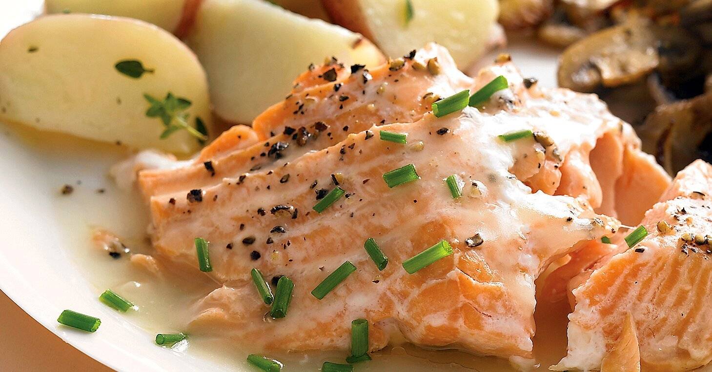 Рыба под белым соусом в духовке рецепт с фото