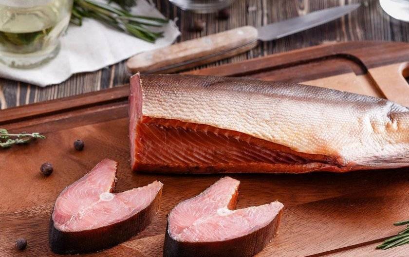Копченый лосось домашнего приготовления – блюдо для праздника