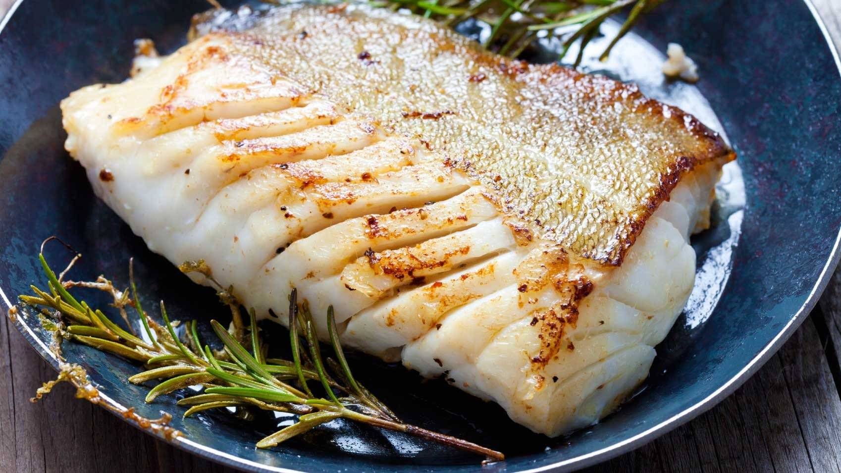 Жареная рыба на сковороде - простые рацепты домашней кухни