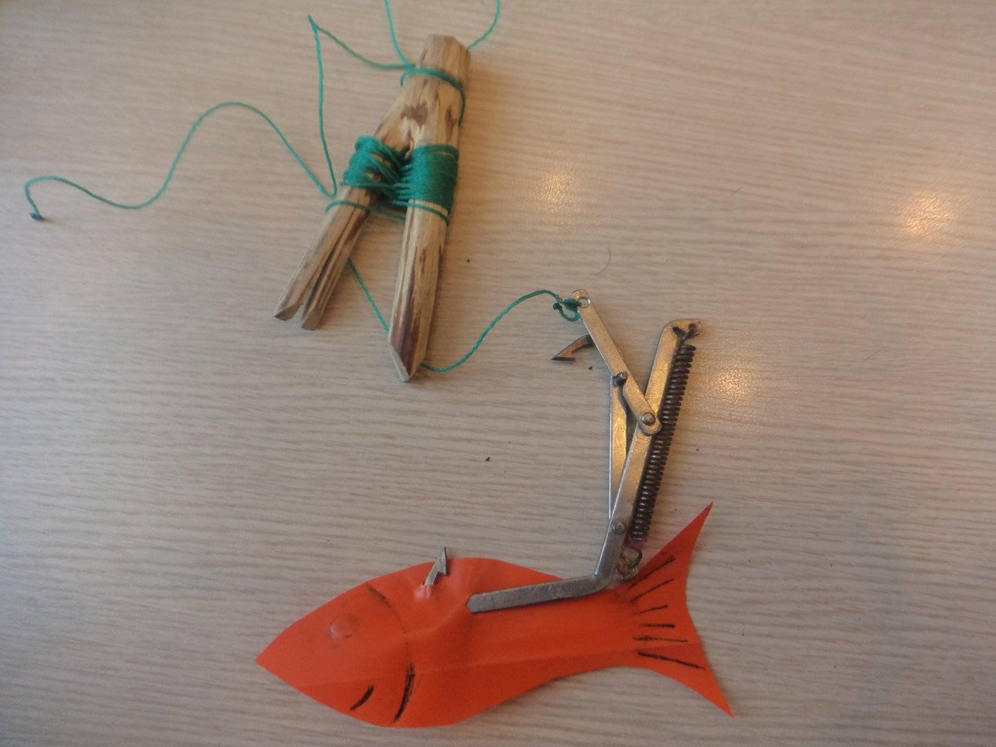 Как правильно насадить живца на одинарный крючок или капкан? – суперулов – интернет-портал о рыбалке