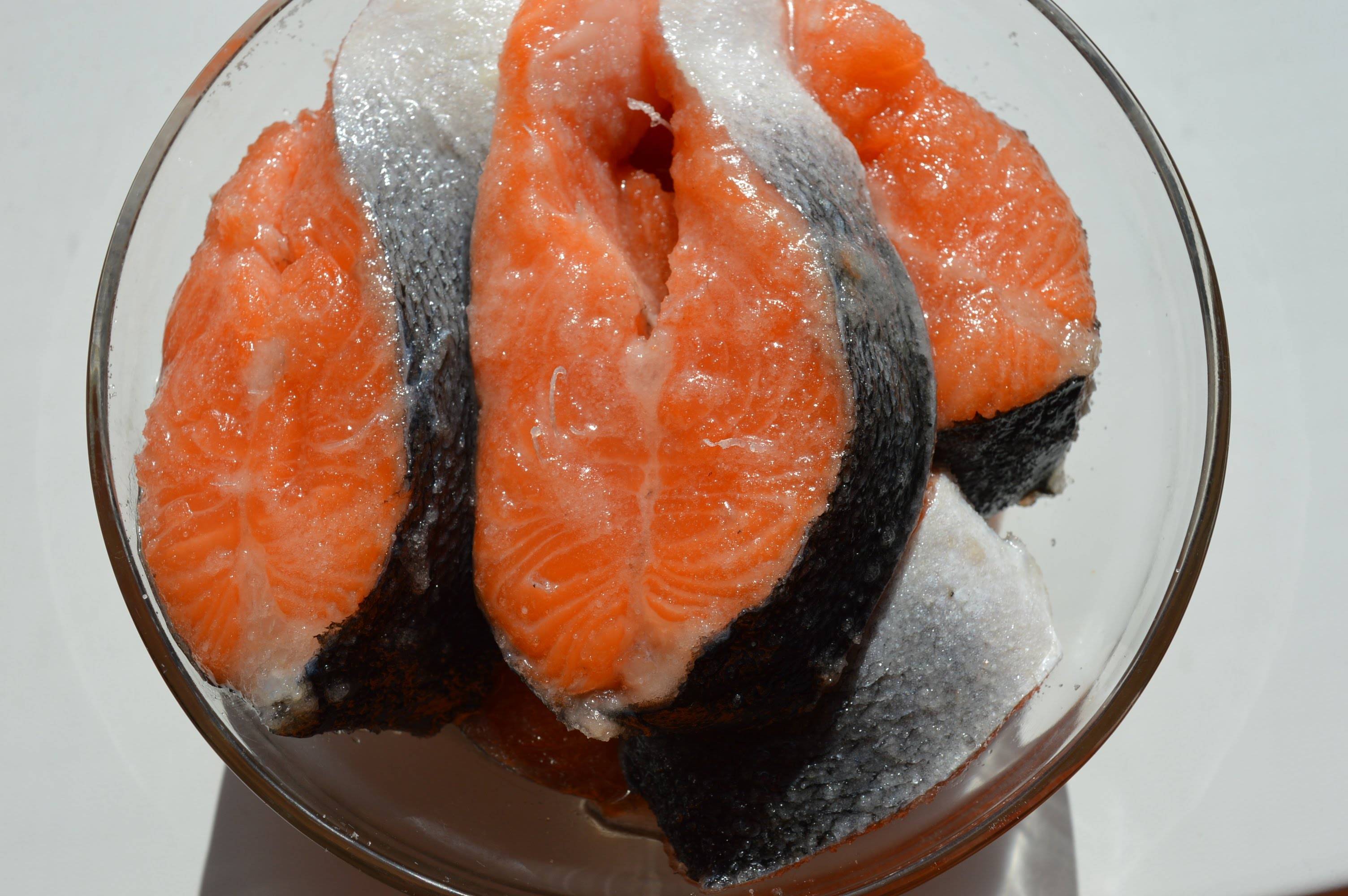 Как вкусно засолить красную рыбу: подробные рецепты с фото