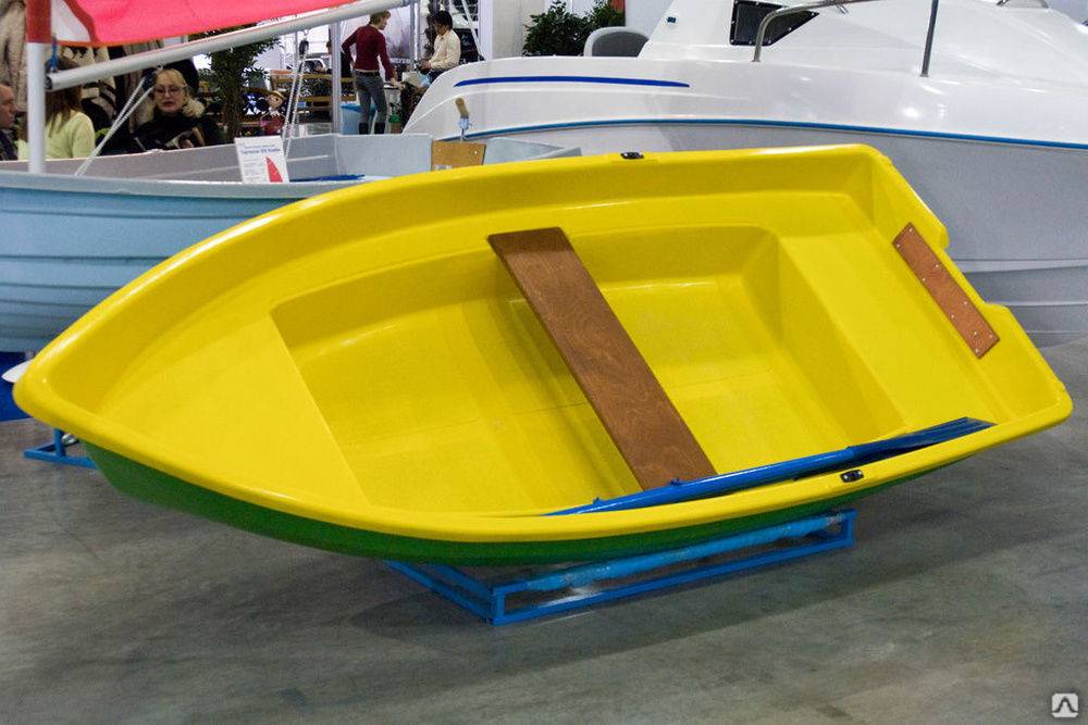 Пластиковые лодки под мотор — преимущества и недостатки
