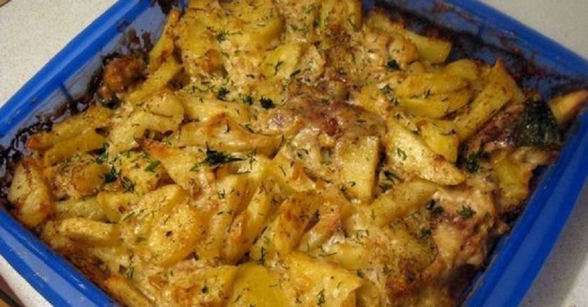 Рыба запеченная в духовке с картошкой — рецепты в фольге, с сыром, в сметанном соусе и по-сицилийски