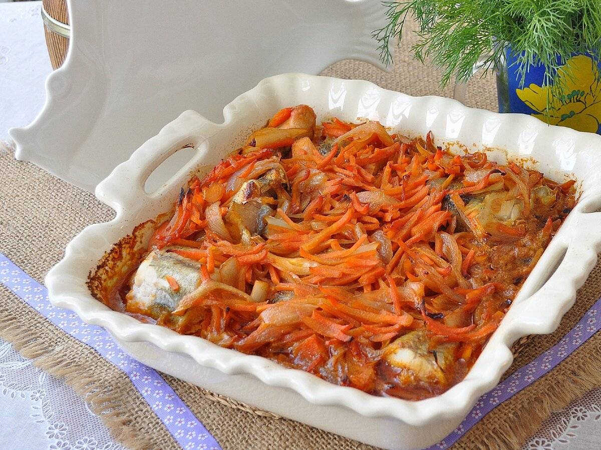 Минтай под маринадом из моркови и лука: пошаговый рецепт с фото, как приготовить